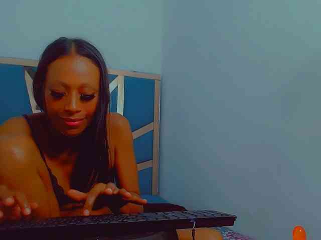 bitch-naughty webcam