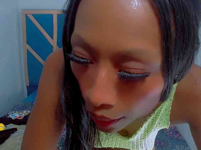 bitch-naughty webcam