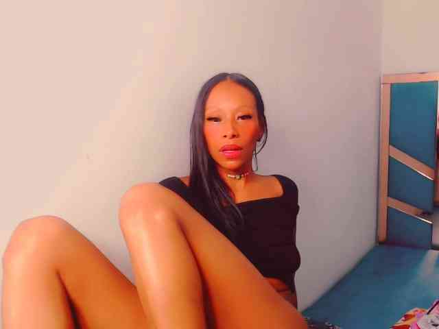 bitch-naughty webcam