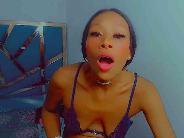 bitch-naughty webcam