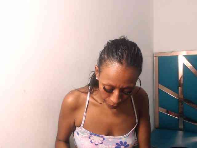 bitch-naughty webcam