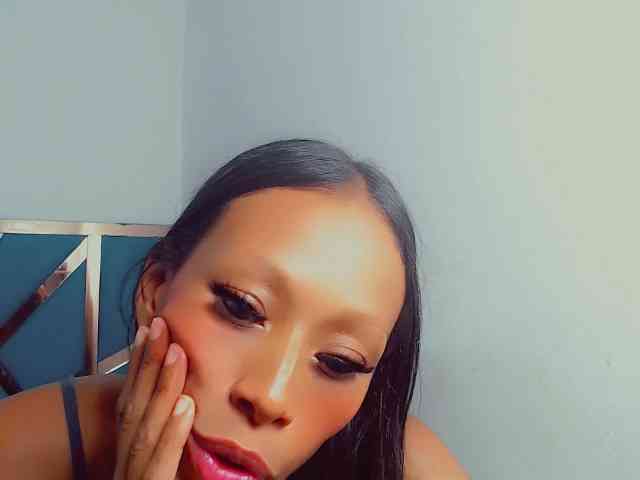 bitch-naughty webcam