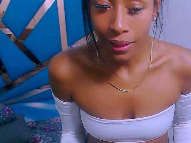 bitch-naughty webcam