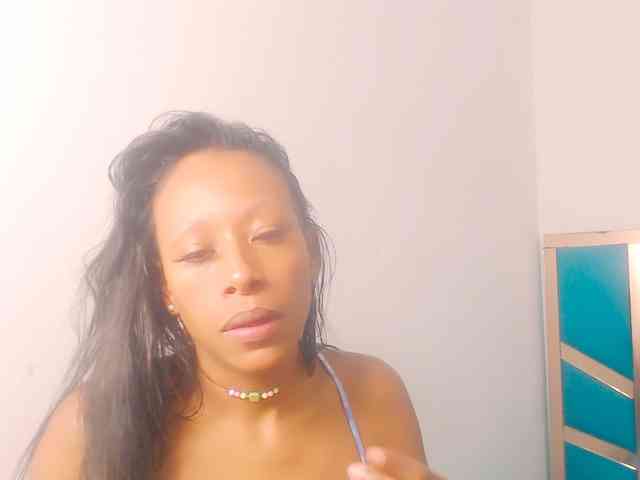 bitch-naughty webcam