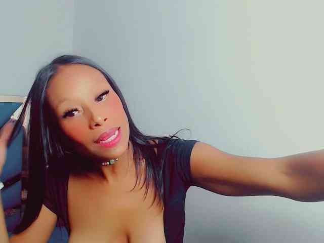 bitch-naughty webcam