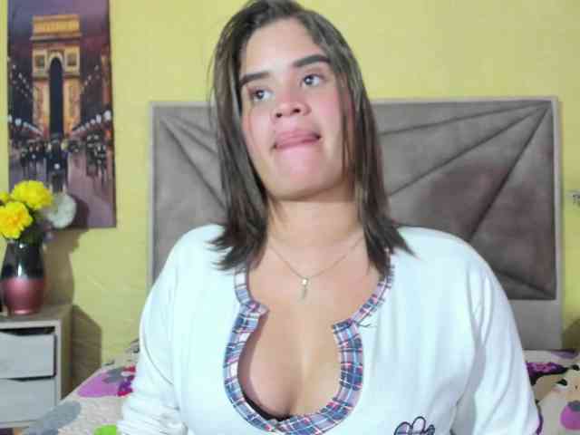 laura-aguilar webcam
