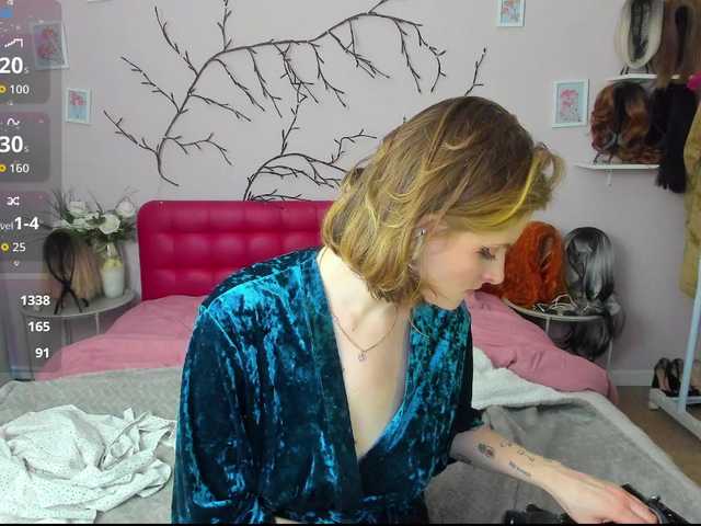 AdelRay's BongaCams show and profile