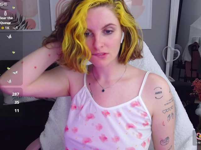 AdelRay's BongaCams show and profile