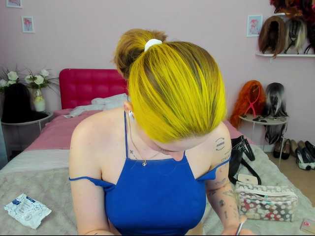 AdelRay's BongaCams show and profile