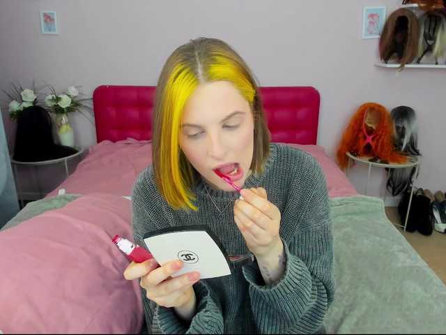 AdelRay's BongaCams show and profile