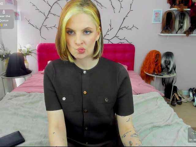 AdelRay's BongaCams show and profile