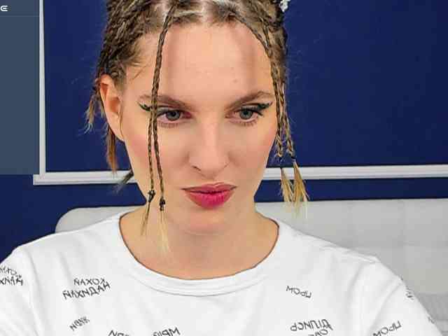 AdelRay Live Webcam on BongaCams