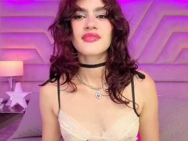 AlissMoon – webcam model profile photo