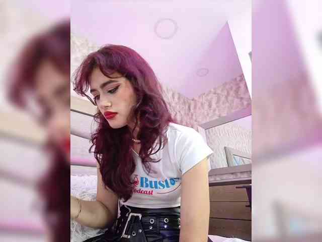 AlissMoon webcam