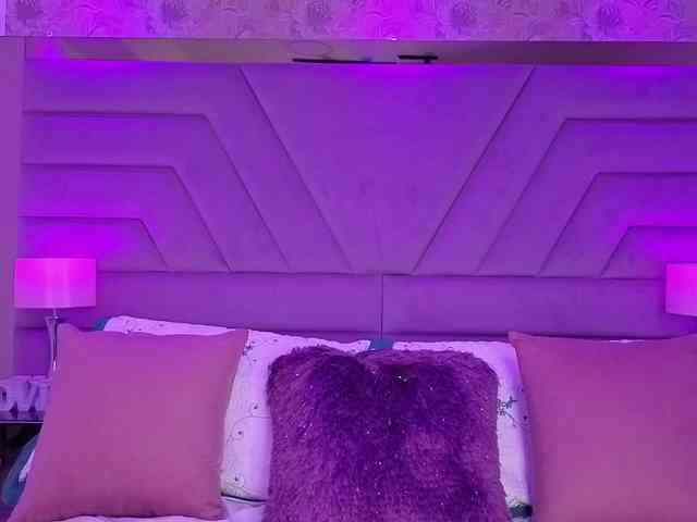 AlissMoon webcam