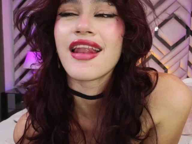 AlissMoon webcam