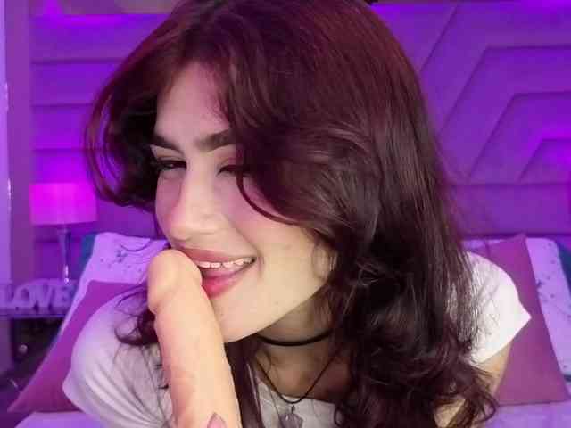 AlissMoon webcam