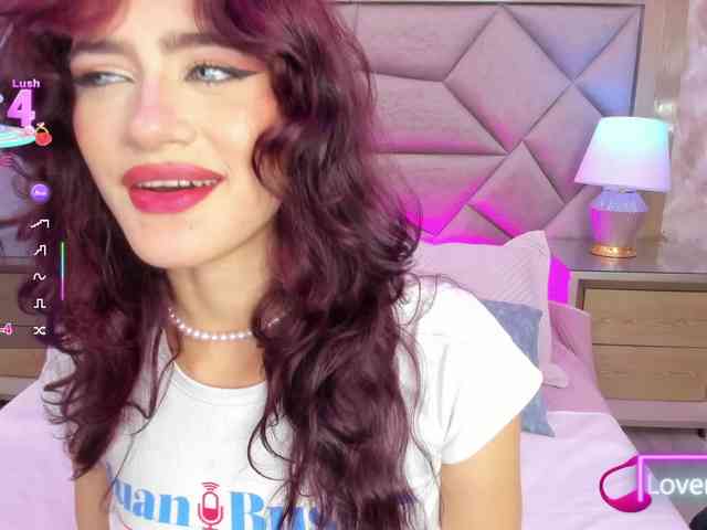 AlissMoon webcam