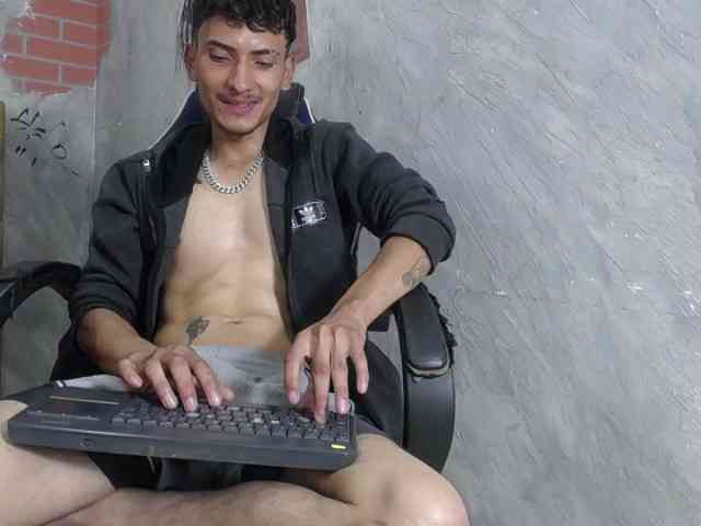 SavageLover- SavageLover-