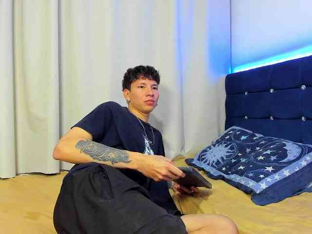 TatianaAndDamian webcam