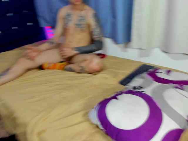 TatianaAndDamian webcam