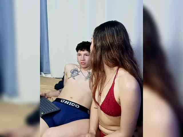 TatianaAndDamian webcam