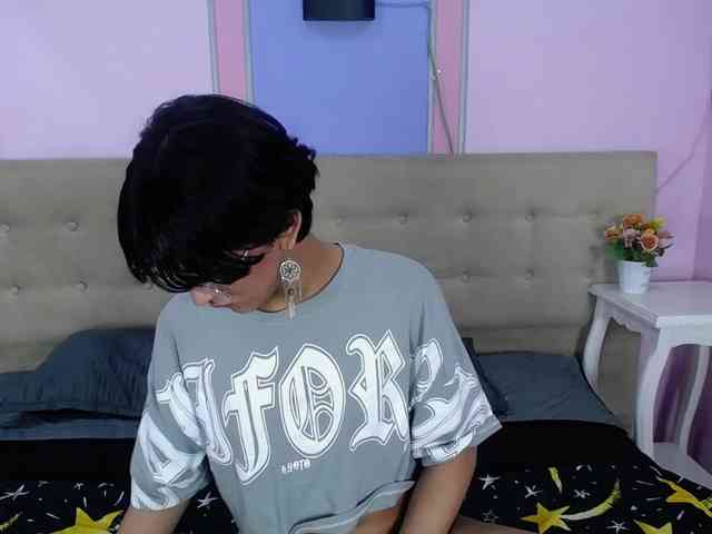 Neon-Adonis