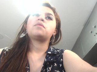 CrisstalPink Porn Show