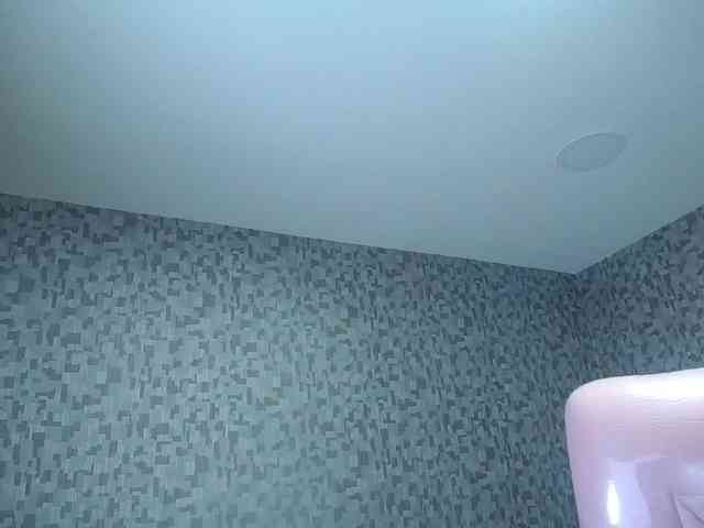 CrisstalPink webcam