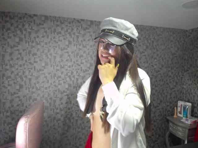 CrisstalPink webcam