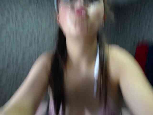 CrisstalPink webcam