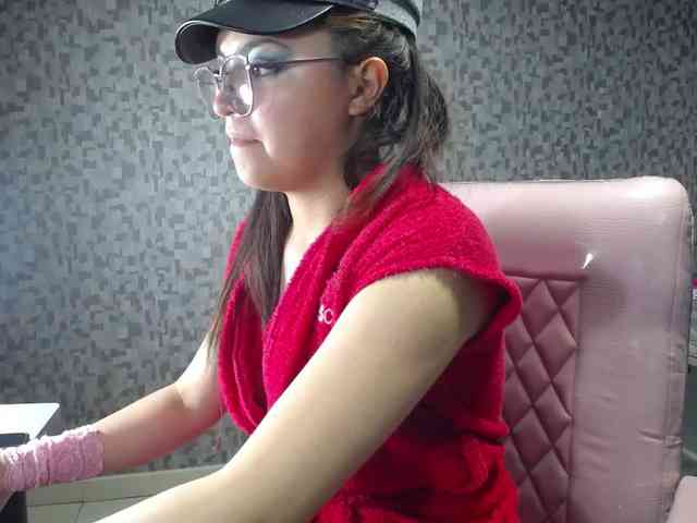 CrisstalPink webcam