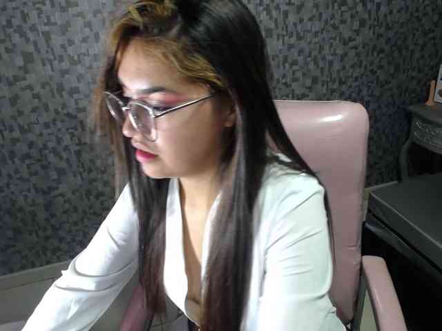 CrisstalPink webcam