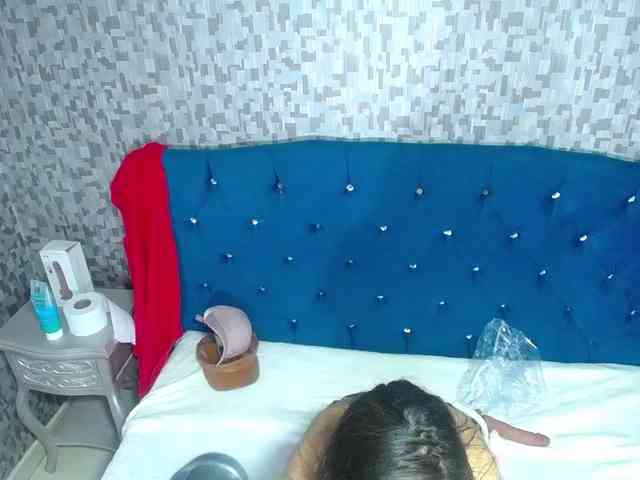 CrisstalPink webcam
