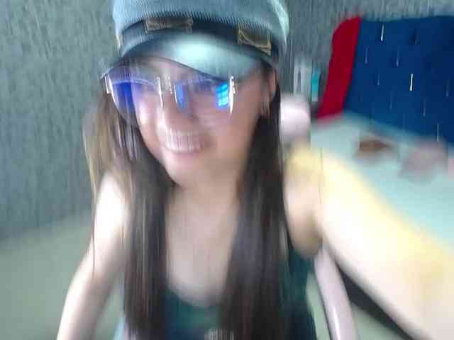 CrisstalPink webcam