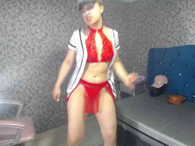 CrisstalPink webcam