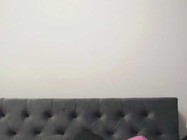 EllaSins's BongaCams show and profile