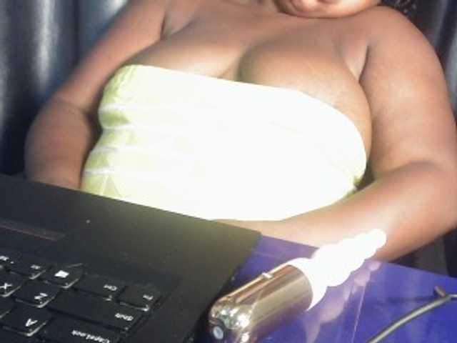 Creamyposh from BongaCams is Freechat