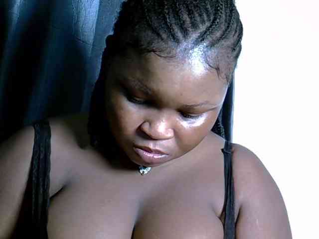 Creamyposh webcam