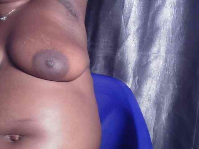 Creamyposh webcam