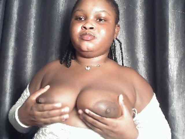 Creamyposh webcam