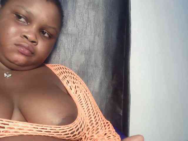 Creamyposh bongacams