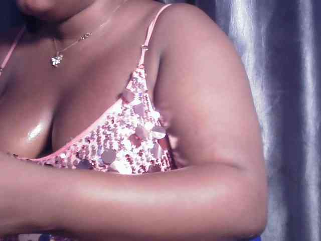 Creamyposh webcam