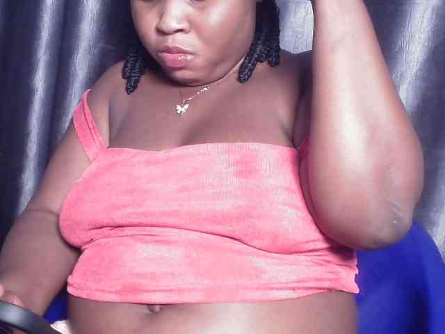 Creamyposh webcam