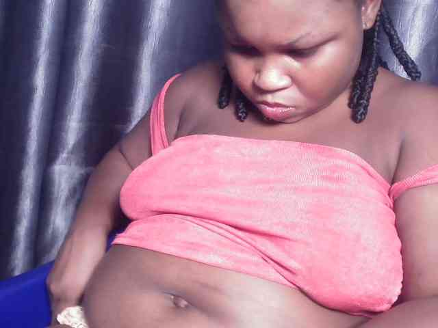 Creamyposh webcam
