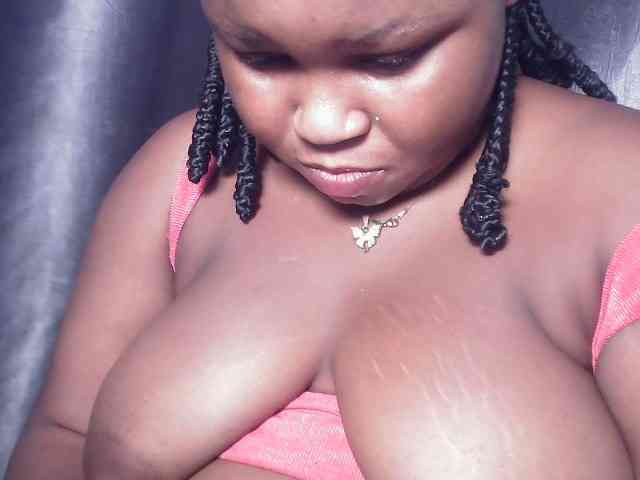 Creamyposh webcam