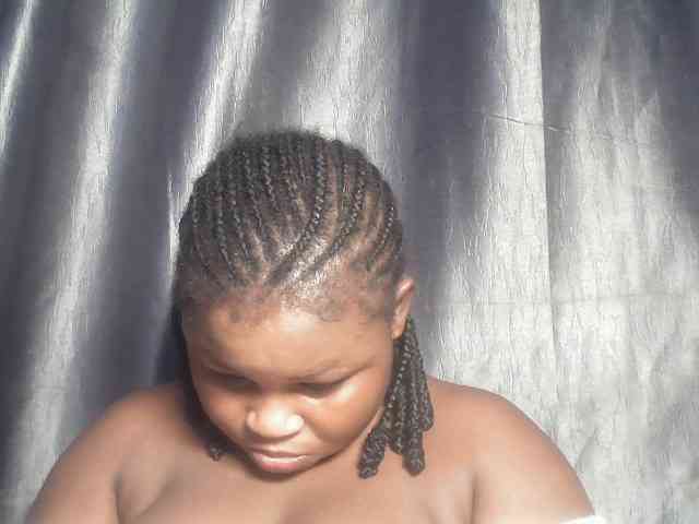 Creamyposh webcam