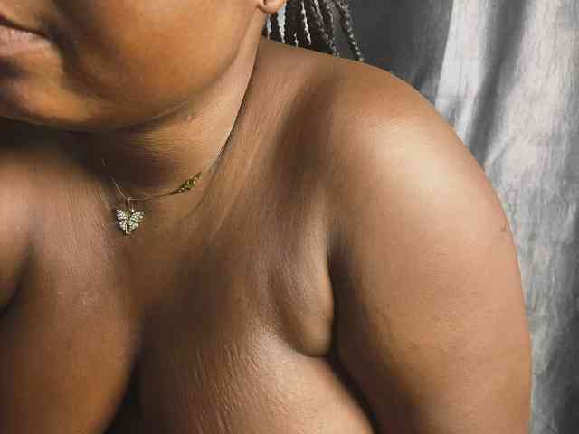 Creamyposh webcam