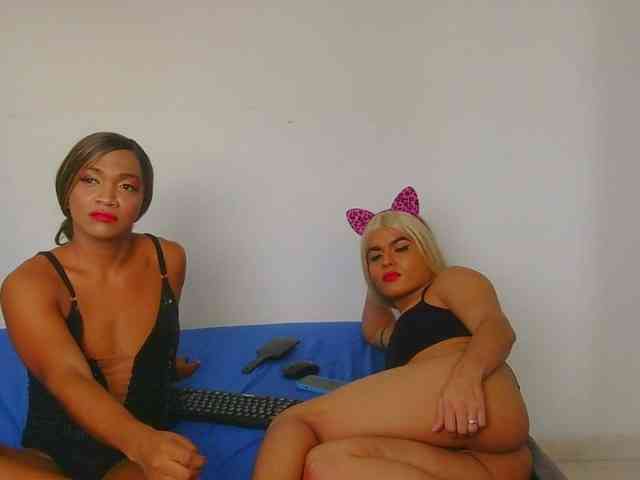 iana-emmy-ts Live Webcam on {site_name}