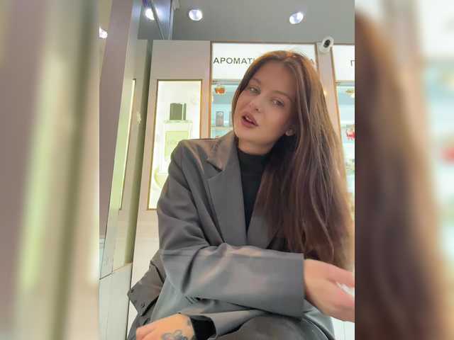 Hotmaya3's Thumb Image